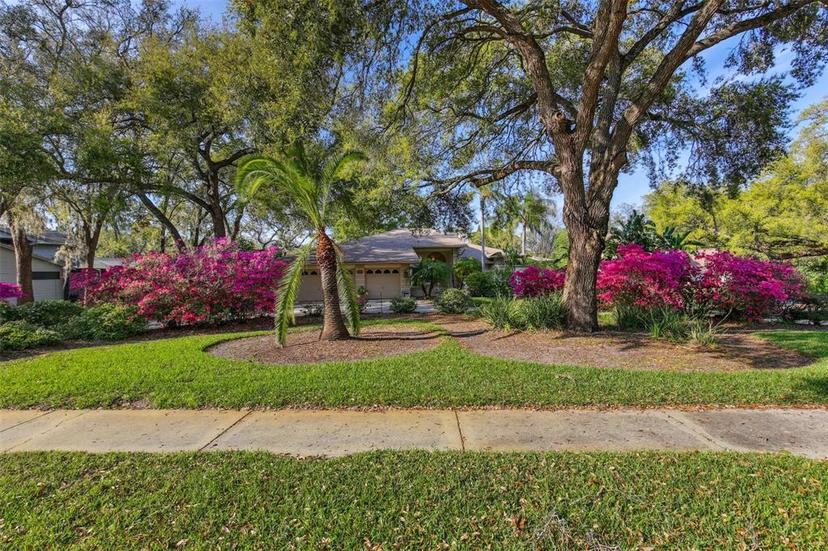 Picture of 8823 Crescent Forest Boulevard, New Port Richey FL 34654