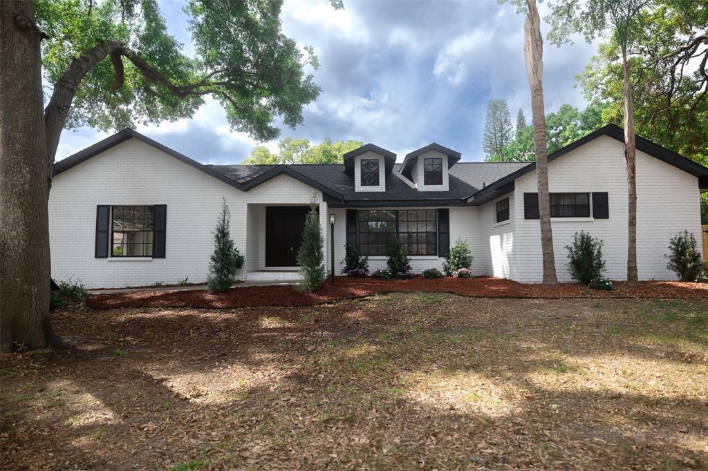 Picture of 2715 Willow Oaks Drive, Valrico, FL 33594