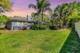Picture of 9302 Deer Creek Drive, Tampa, FL 33647