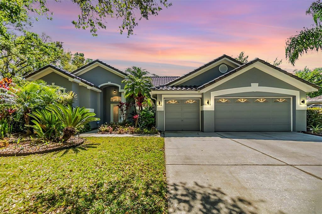 Picture of 9302 Deer Creek Drive, Tampa, FL 33647