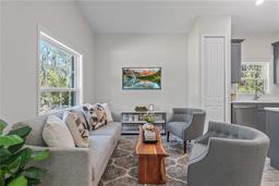 Picture of 435 Lincoln Avenue, Oviedo, FL 32766