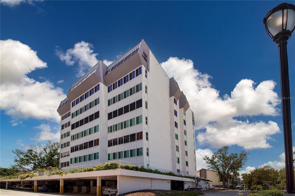 Picture of 1080 Peppertree Lane W Unit 602, Sarasota, FL 34242