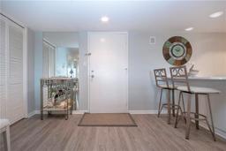 Picture of 1080 Peppertree Lane W Unit 602, Sarasota, FL 34242