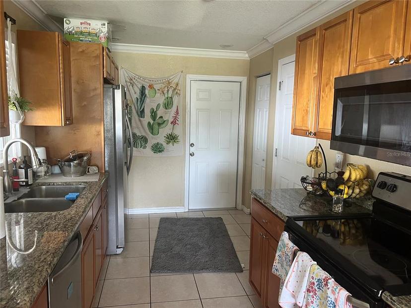 Picture of 4431 W Wallace Avenue, Tampa FL 33611