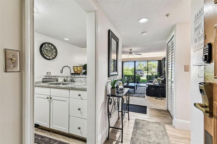 Picture of 36750 Us 19 N Unit 17106, Palm Harbor FL 34684