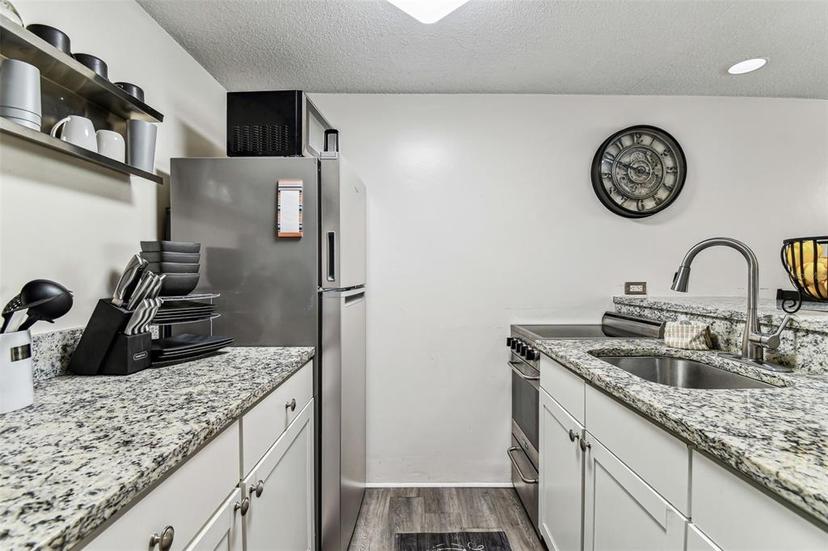 Picture of 36750 Us 19 N Unit 17106, Palm Harbor FL 34684