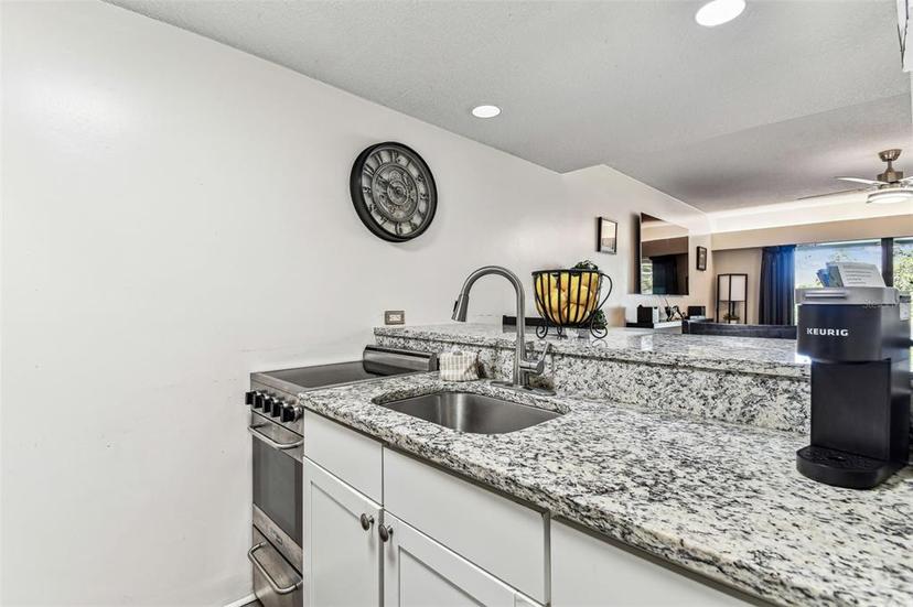 Picture of 36750 Us 19 N Unit 17106, Palm Harbor FL 34684