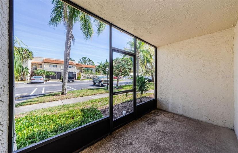 Picture of 2571 Cyprus Drive Unit 1-105, Palm Harbor FL 34684
