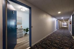 Picture of 7200 Sunshine Skyway Lane S Unit 3D, St Petersburg, FL 33711