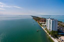 Picture of 7200 Sunshine Skyway Lane S Unit 3D, St Petersburg, FL 33711