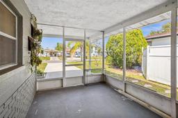 Picture of 5758 20Th Avenue N, St Petersburg, FL 33710