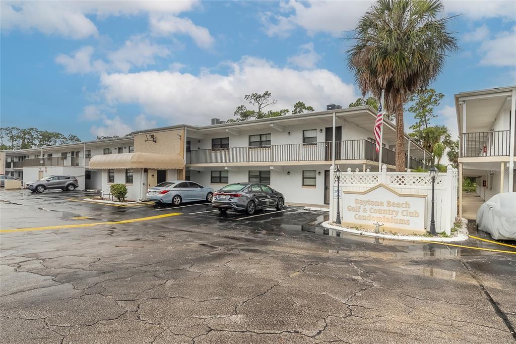 Picture of 1504 Virginia Avenue Unit 110, Daytona Beach, FL 32114