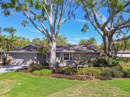 Picture of 143 58Th Avenue S, St Petersburg, FL 33705