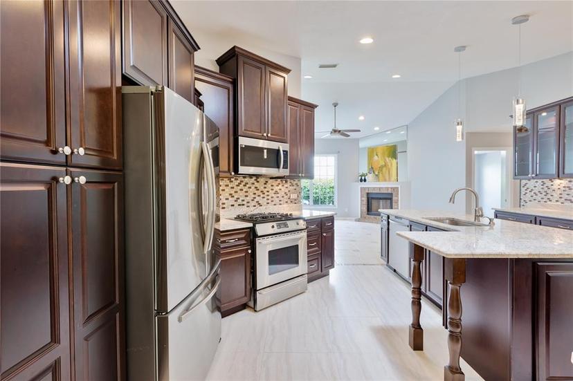Picture of 13703 Whitebark Place, Tampa FL 33625