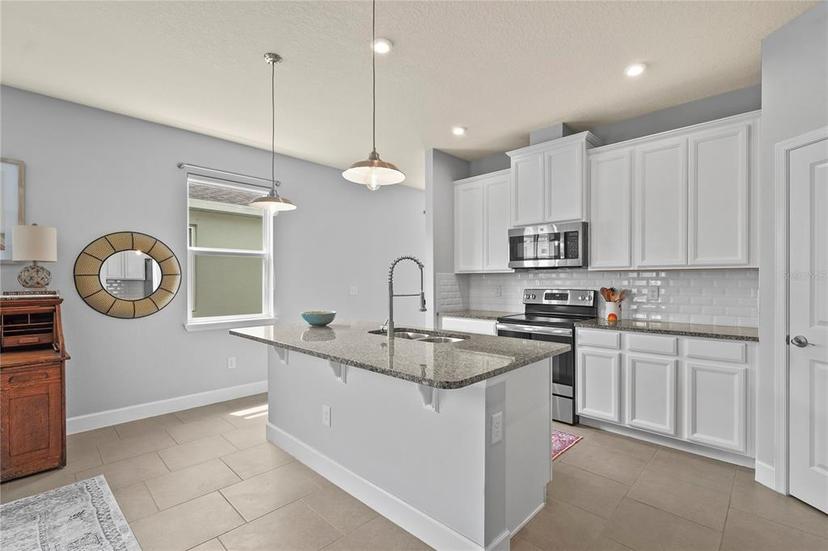 Picture of 10945 High Noon Trail, Parrish FL 34219