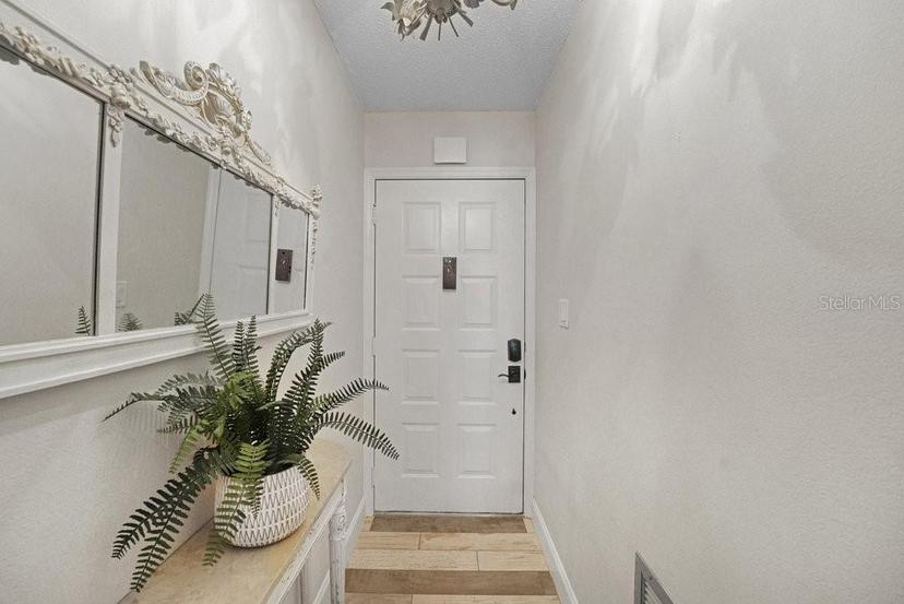 Picture of 628 Mount Homer Road Unit 4B, Eustis FL 32726