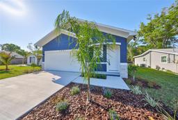 Picture of 2807 W Granfield Avenue, Plant City, FL 33563