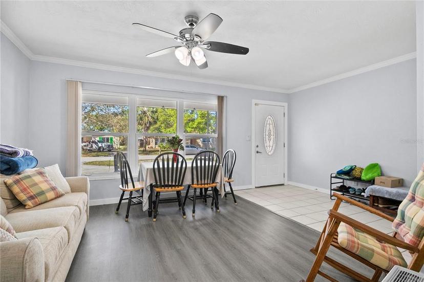 Picture of 724 38Th Avenue Ne, St Petersburg FL 33704