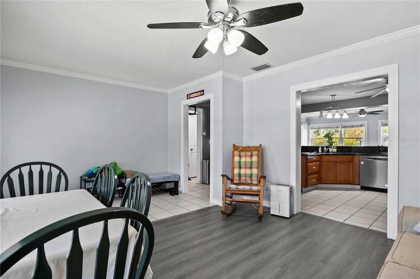 Picture of 724 38Th Avenue Ne, St Petersburg FL 33704