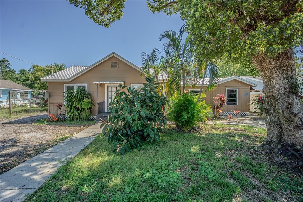 Picture of 8719 N Ola Avenue, Tampa, FL 33604