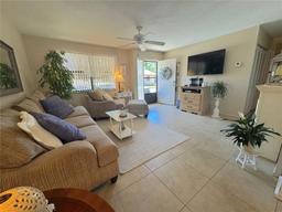 Picture of 452 N Jefferson Avenue Unit 117, Sarasota, FL 34237