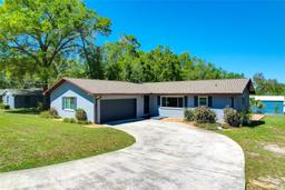 Picture of 37451 Hickory Hill Lane, Dade City, FL 33525