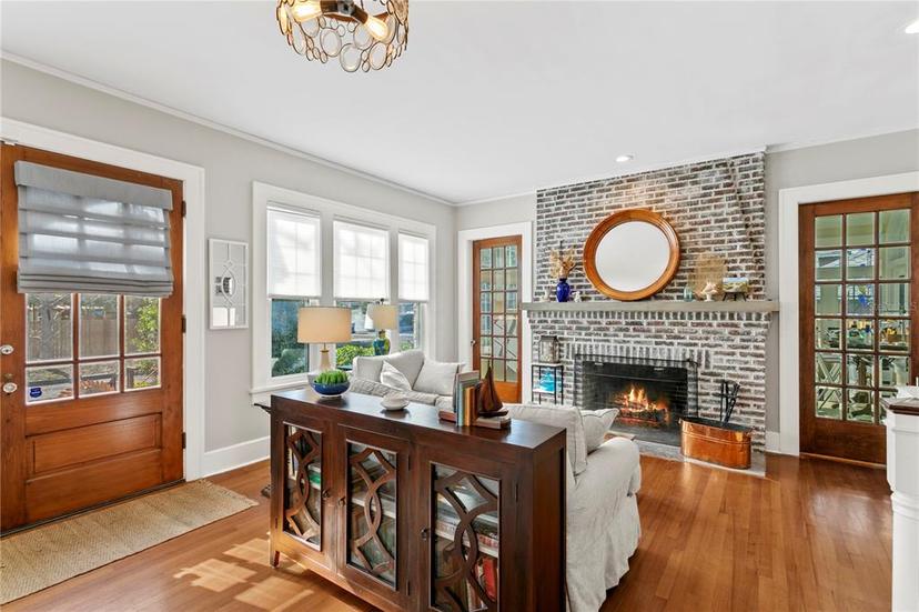 Picture of 201 72Nd Street N, St Petersburg FL 33710