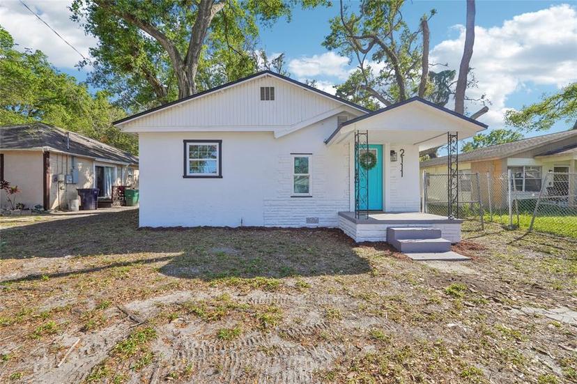 Picture of 2111 E Ellicott Street, Tampa FL 33610