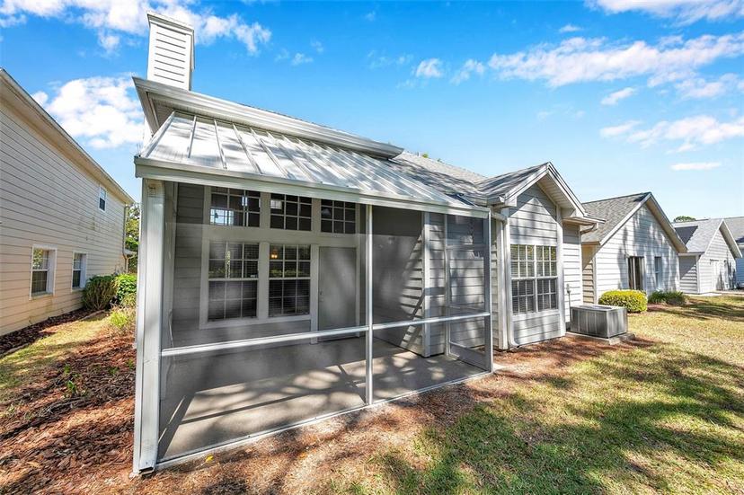 Picture of 5159 Sterling Manor Drive, Tampa FL 33647