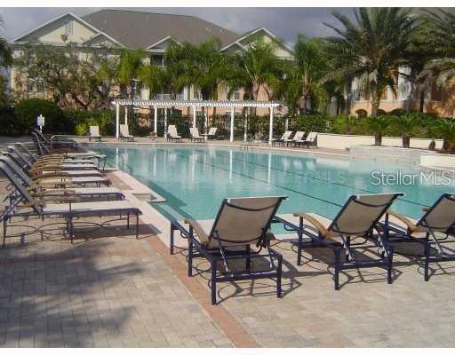 Picture of 9404 Crescent Loop Unit 203, Tampa FL 33619