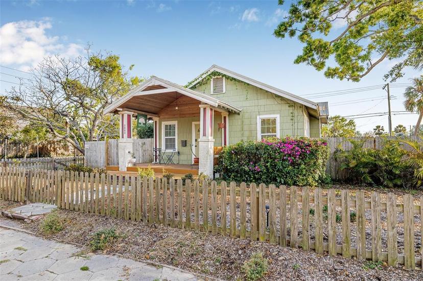 Picture of 3000 2Nd Avenue N, St Petersburg FL 33713