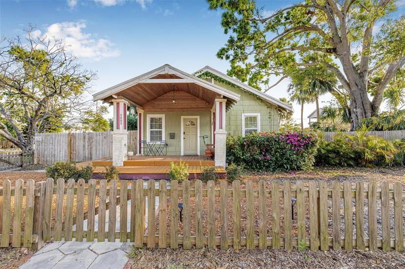 Picture of 3000 2Nd Avenue N, St Petersburg FL 33713