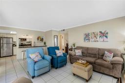 Picture of 200 Park Boulevard N Unit 108, Venice, FL 34285