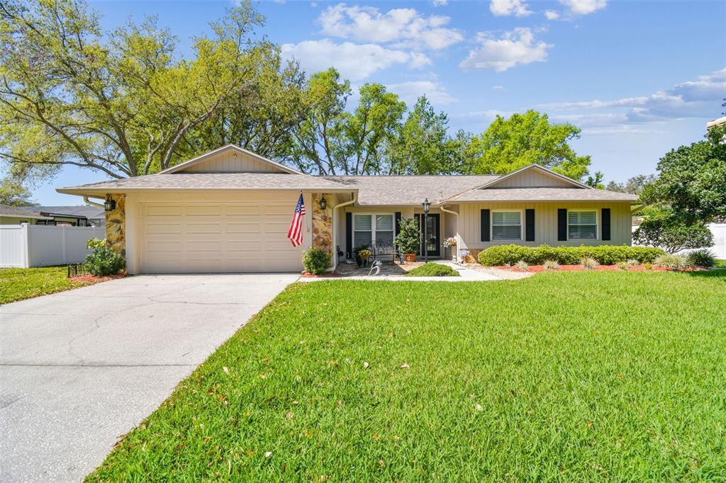 Picture of 3952 Applegate Cir, Brandon, FL 33511