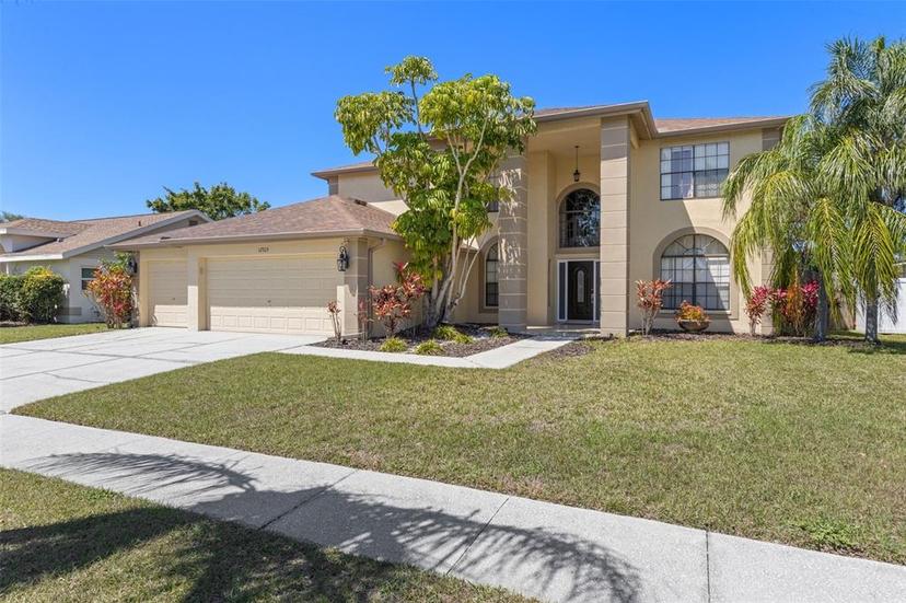 Picture of 12929 Prestwick Drive, Riverview FL 33579
