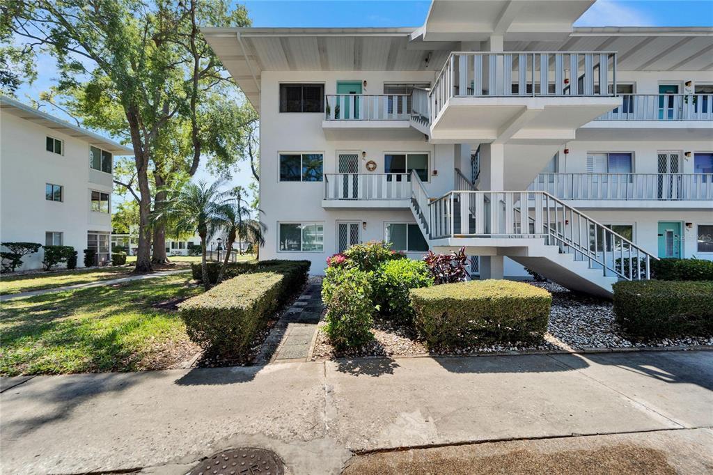 Picture of 8454 111Th Street Unit 201, Seminole, FL 33772