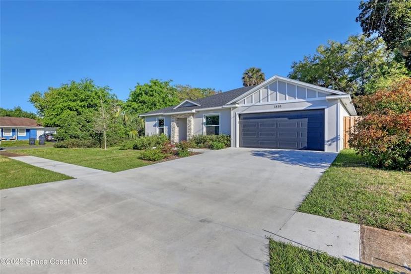 Picture of 1810 S Lilac Circle, Titusville FL 32796
