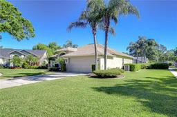 Picture of 4904 Breyer Wood Court, Valrico, FL 33596