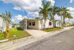 Picture of 8632 Fantasia Park Way, Riverview, FL 33578