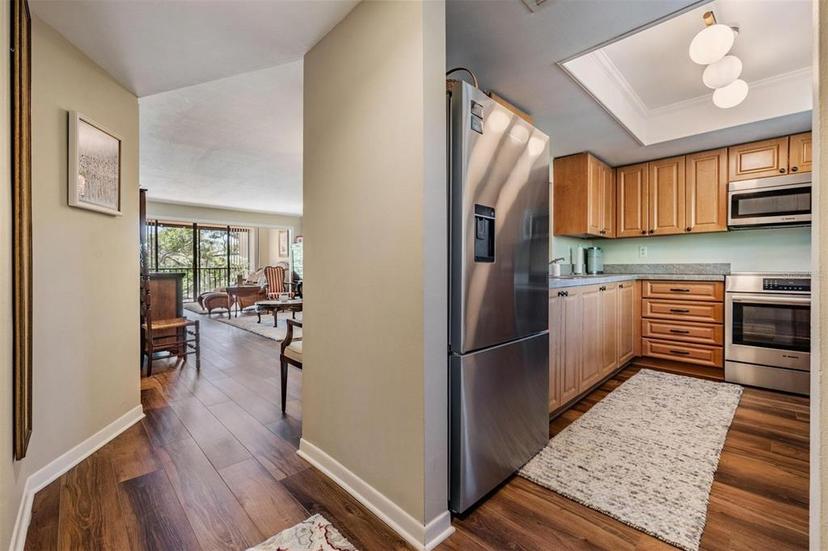 Picture of 3076 Eastland Boulevard Unit 305, Clearwater FL 33761
