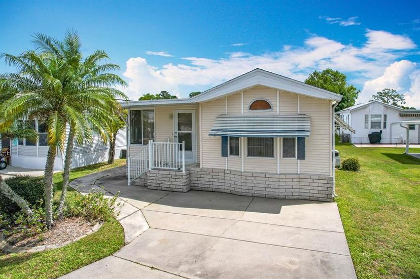 Picture of 194 Big Pine Avenue S, Frostproof FL 33843