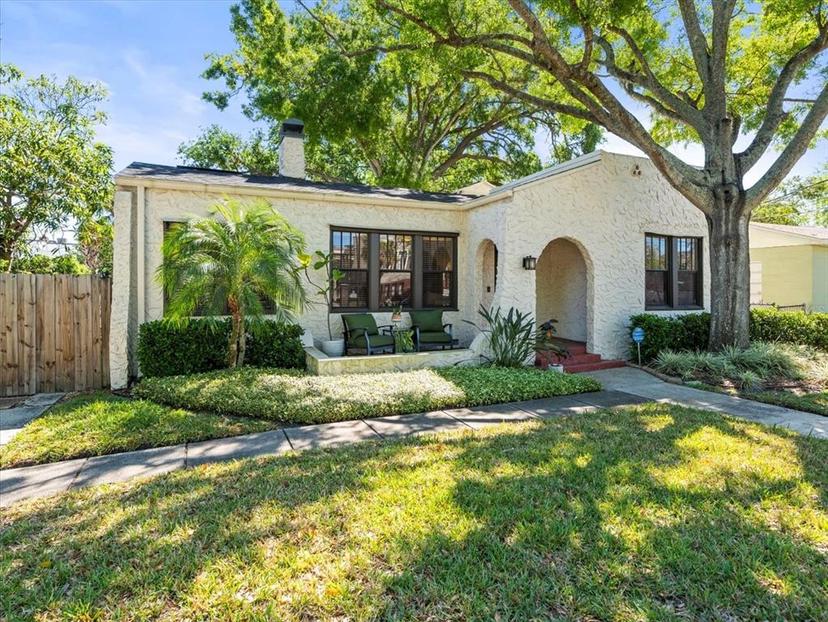 Picture of 208 S Bungalow Park Avenue, Tampa FL 33609