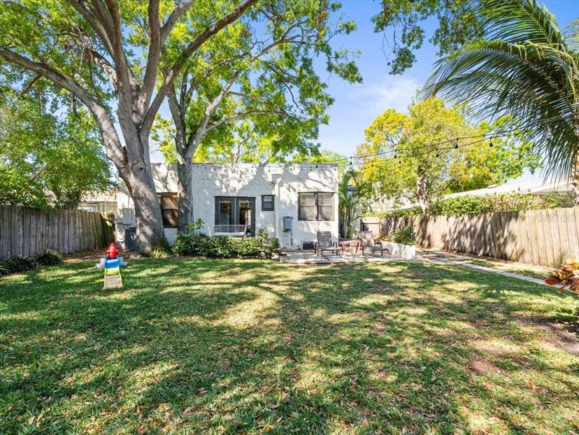 Picture of 208 S Bungalow Park Avenue, Tampa FL 33609