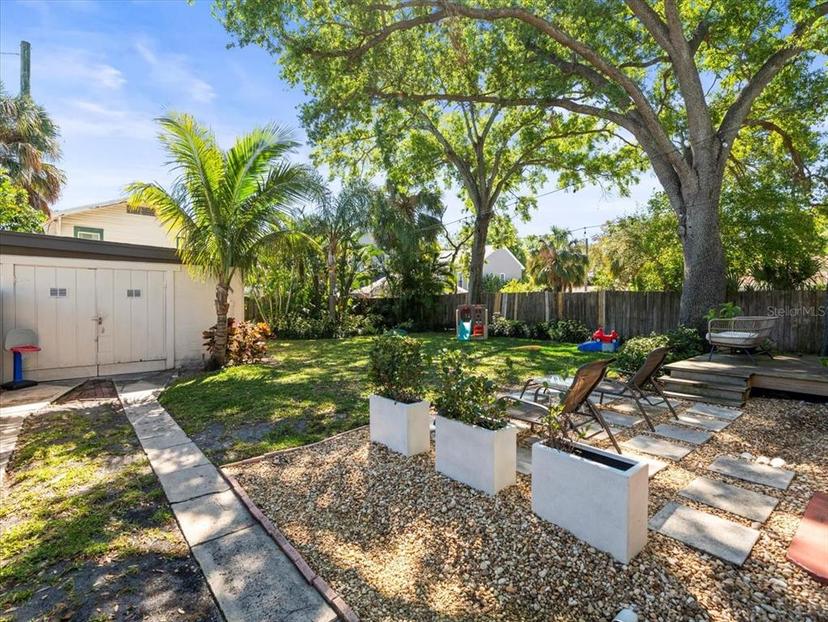 Picture of 208 S Bungalow Park Avenue, Tampa FL 33609