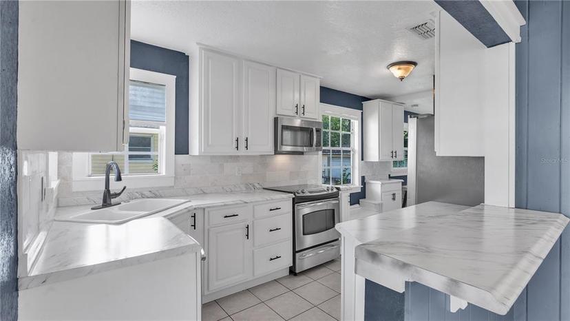 Picture of 1028 W Marjorie Street, Lakeland FL 33815