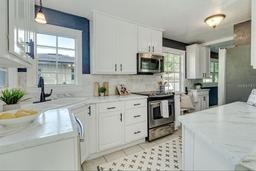 Picture of 1028 W Marjorie Street, Lakeland, FL 33815