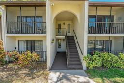 Picture of 1737 Pine Ridge Way W Unit B-1, Palm Harbor, FL 34684