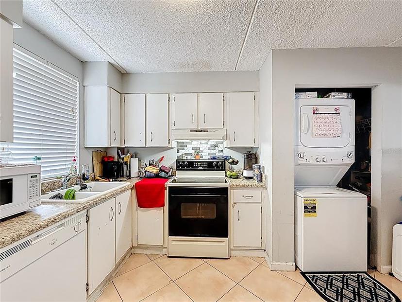 Picture of 6065 NW 186Th Street Unit 312, Hialeah FL 33015
