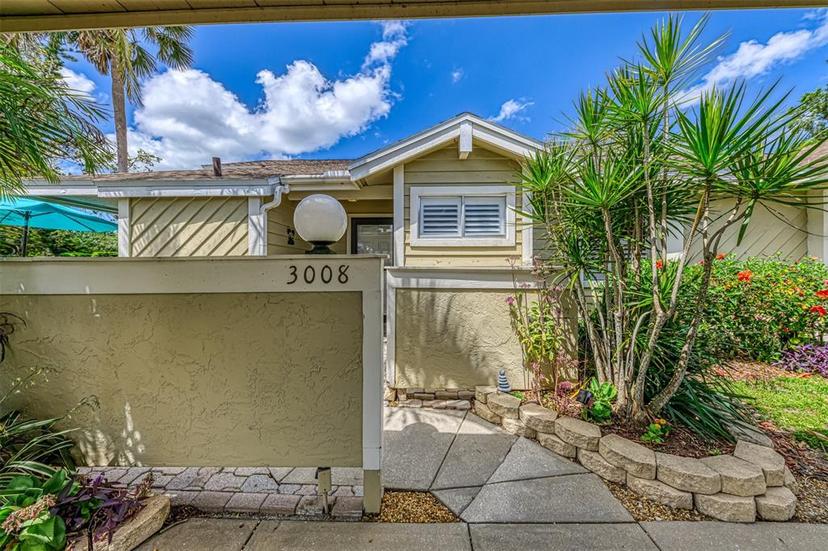 Picture of 3008 Sail Pointe Cir # 2C, Venice FL 34293
