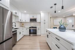 Picture of 1104 S Lois Avenue, Tampa, FL 33629